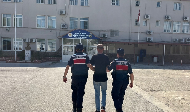 Motosiklet ile uyuşturucu sevkiyatına jandarma darbesi! 