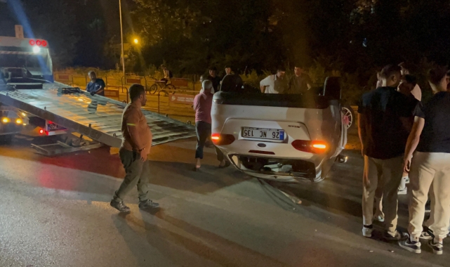 Motosikletliye çarpmamak için yaptığı manevra sonucu takla attı