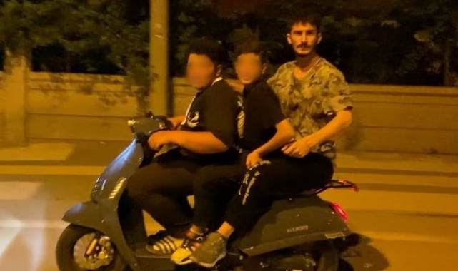 Motosiklette tehlikeli yolculuk kamerada