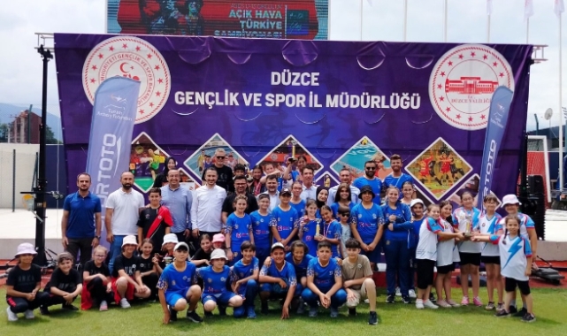 Okçular madalyalarını aldı