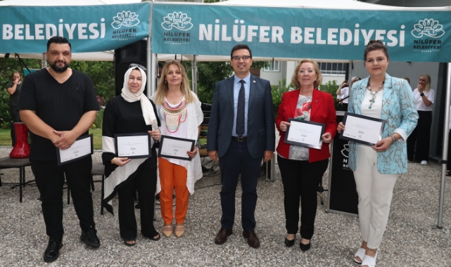 Olgun gençlerin el emeği eserleri yıl sonu sergisinde