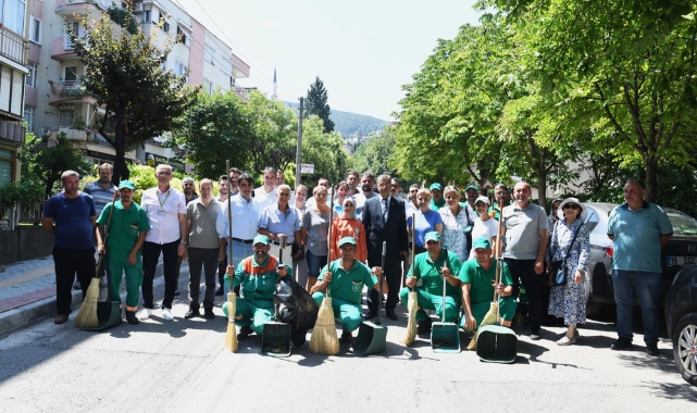 Osmangazi'de el ele temizlik