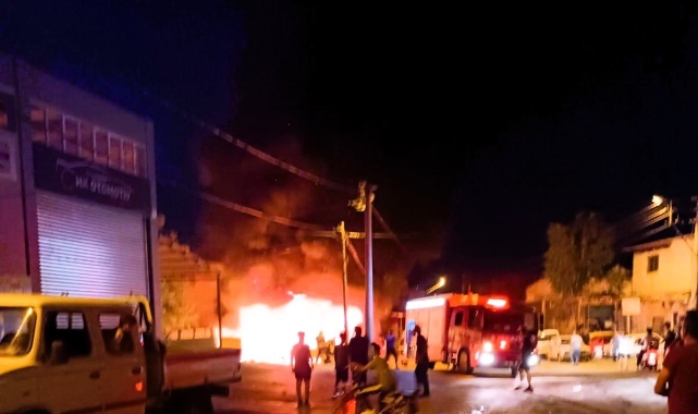 Otoparktan yükselen alevler 7 aracı kül etti!