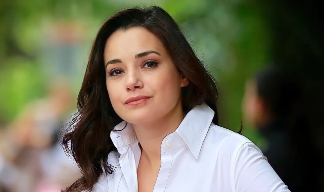Özgü Namal'ın eski halinden eser kalmadı: İmajını değiştirdi