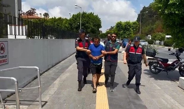 Sahte MİT görevlisini jandarma yakaladı