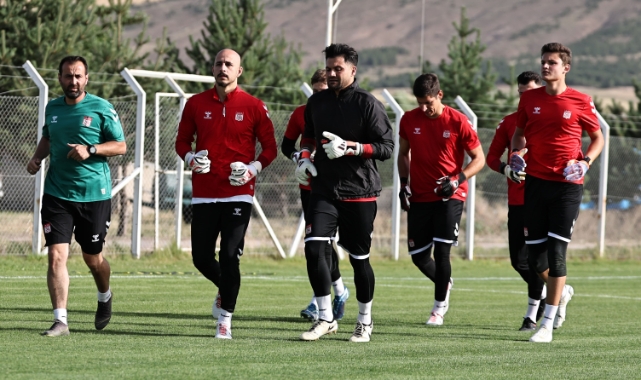 Sivasspor günü çift idmanla tamamladı