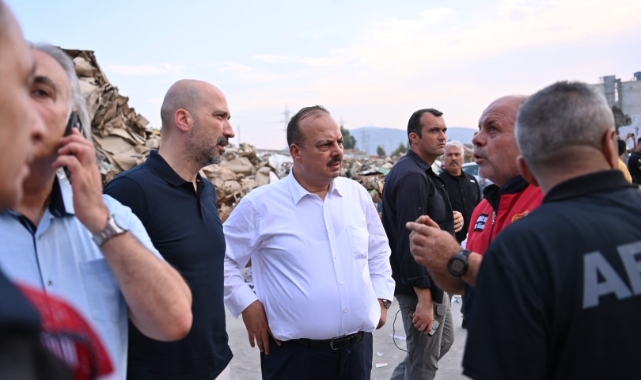 Söke Belediyesi'nden, Kipaş yangını söndürme çalışmalarına destek