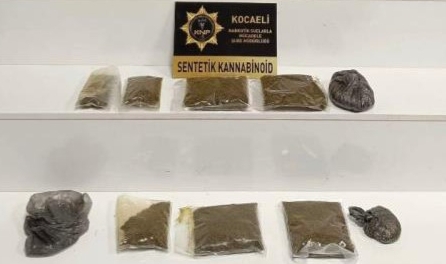 Ticari taksi ile uyuşturucu sevkiyatı polise takıldı