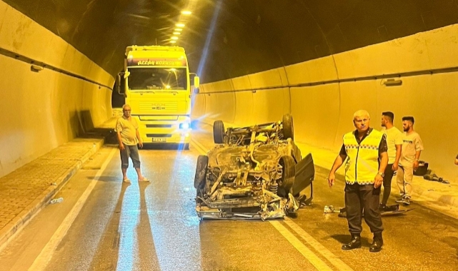 Tünel içinde feci kaza!  4 yaralı