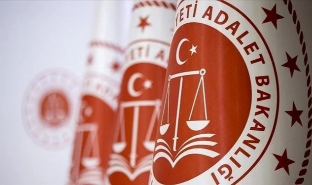 Türk bayrağına saldırılarda bulunulmasıyla ilgili soruşturma başlatıldı