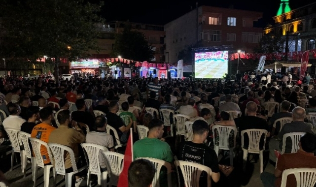 Türkiye- Hollanda maçı için Bursa'da tüm hazırlıklar tamam! İşte maç izleme noktaları...