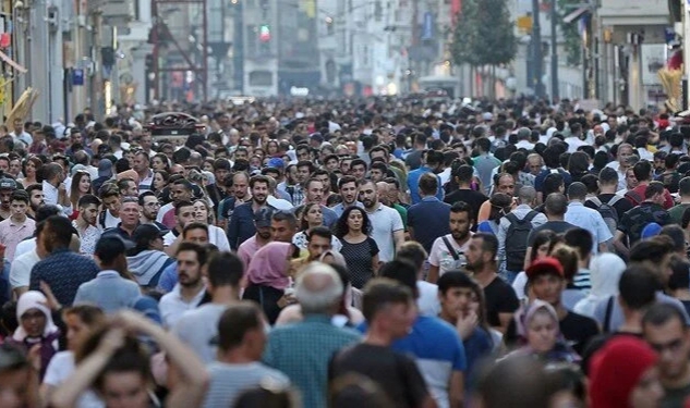 Türkiye'nin nüfusu 55 milyonun altına inebilir!