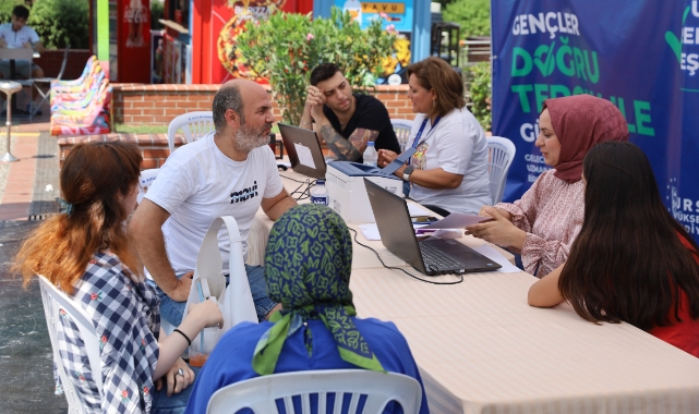 Büyükşehir'den üniversite adaylarına ücretsiz tercih desteği