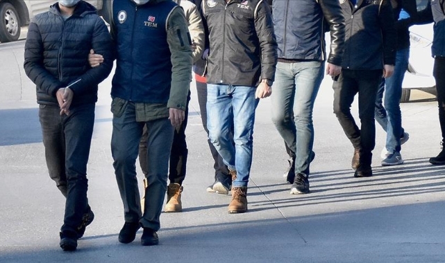 Uyuşturucu çetesine operasyon: 9 gözaltı