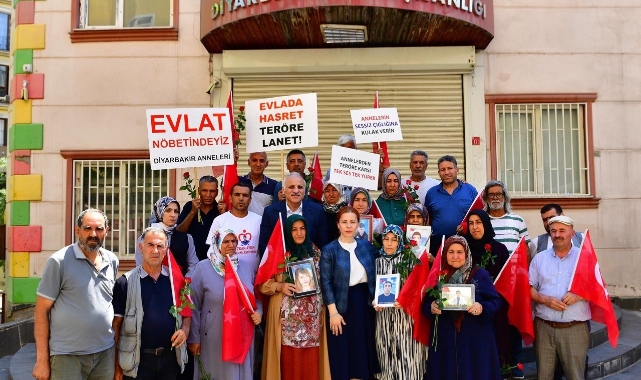 Vali Zorluoğlu’dan ‘Diyarbakır anneleri’ne ziyaret