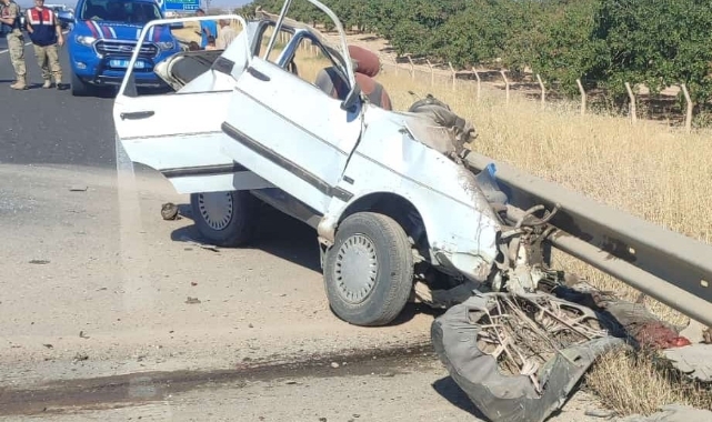 Yakıt tankeri ile otomobil çarpıştı