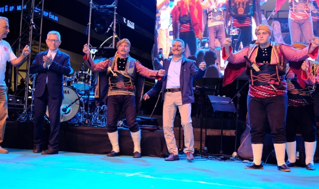 Yozgat Valisi Özkan, seymenlere taş çıkardı