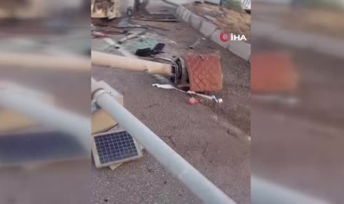 Ankara'da otomobil direğe çarptı: 1 yaralı