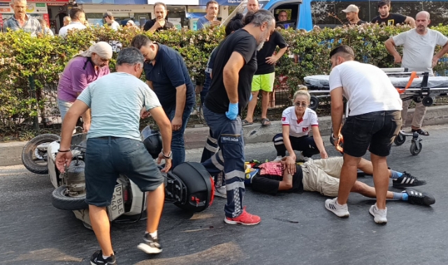 Antalya'da otomobil ile motosiklet çarpıştı