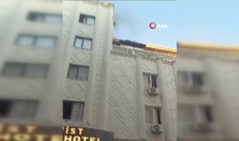 Avcılar’da bir otelin giriş katında yangın