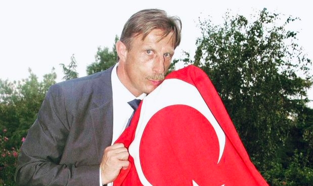 Bakan Bak'tan duygusal paylaşım