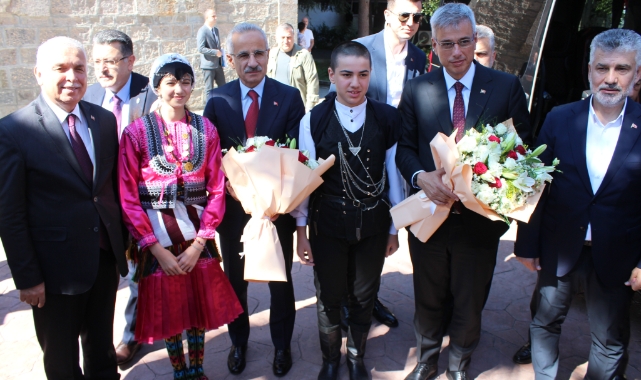 Bakan Uraloğlu: Gazze’de yaşanan bir vahşet var