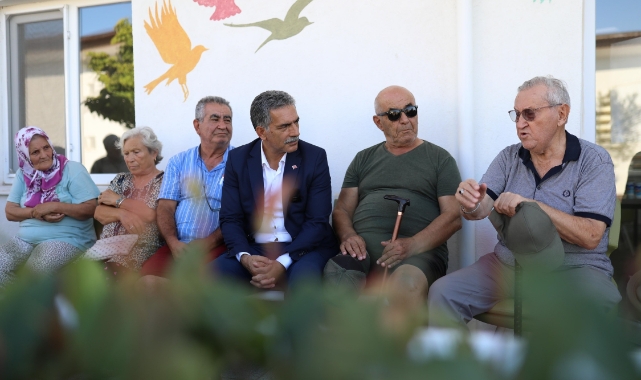 Başkan Deviren, yaşlıları ziyaret etti!