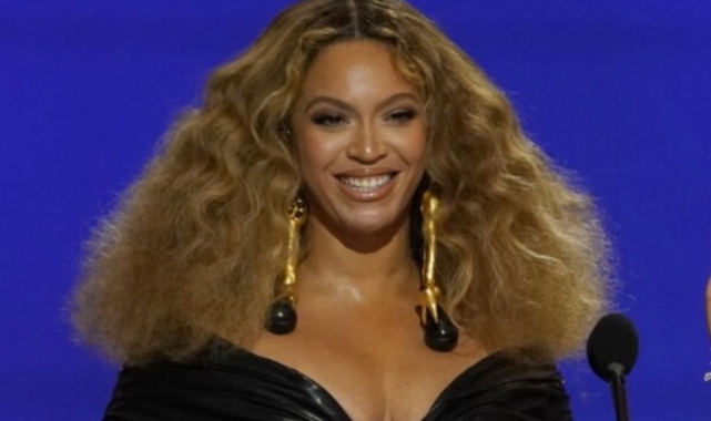 Beyonce ABD başkanlık yarışında tarafını seçti!