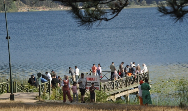 Bolu'nun doğa harikasında tatilci yoğunluğu