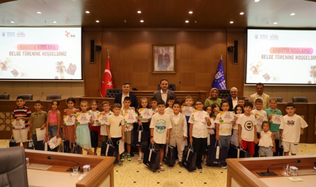 Bursa Büyükşehir'de "robotik kodlamada sertifika" heyecanı