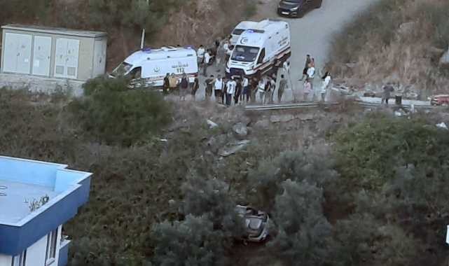 Bursa'da araç 30 metrelik şarampole uçtu: 4 yaralı
