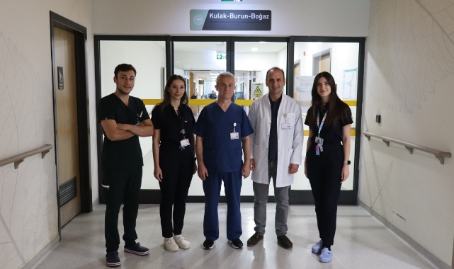 Bursa'da bir ilk "biyonik kulak" ameliyatıyla yeniden duymaya başladı