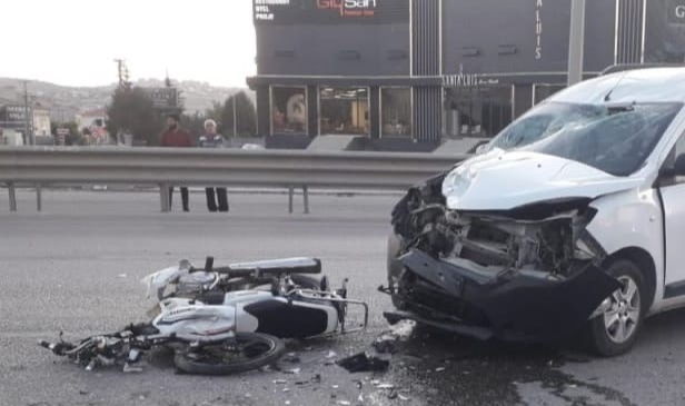Bursa'da feci kaza! Kafa kafaya çarpıştılar