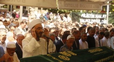 Bursa'da İsmail Haniye için gıyabi cenaze namazı kılındı