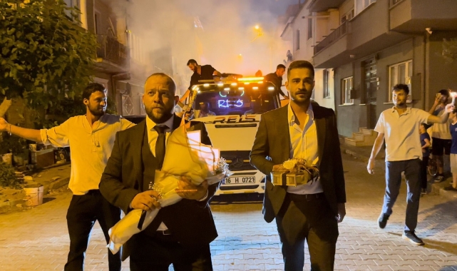 Bursa'da kız istemeye çekici ve iş makinesiyle geldiler
