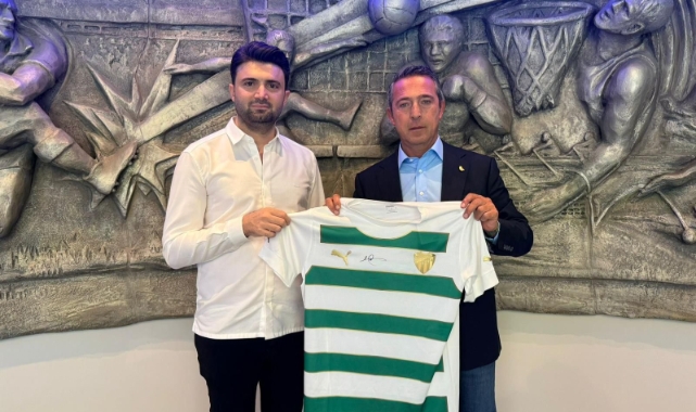 Bursaspor Başkanı Enes Çelik, Ali Koç’u ziyaret etti