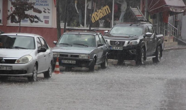 Çankırı’da dolu yağışı etkili oldu   