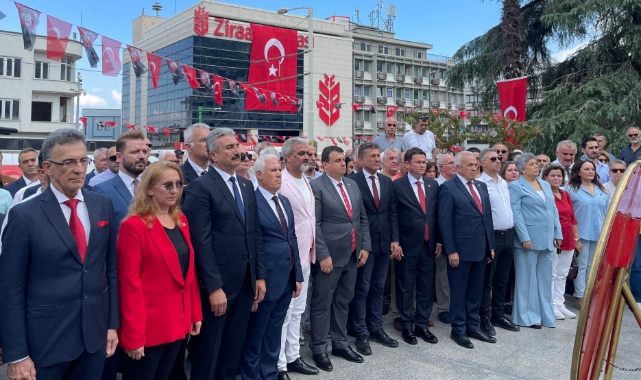 CHP Bursa'dan coşkulu 30 Ağustos kutlaması