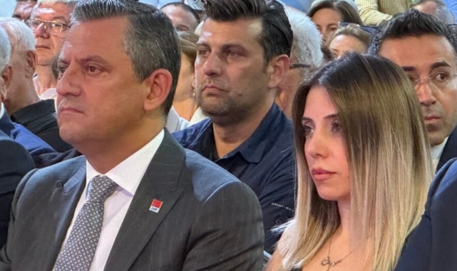 CHP lideri Özel’in, Dilruba'yı protokolde ağırlamasına AK Parti’den tepki