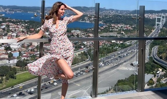 Demet Şener: Var mı daha güzeli?