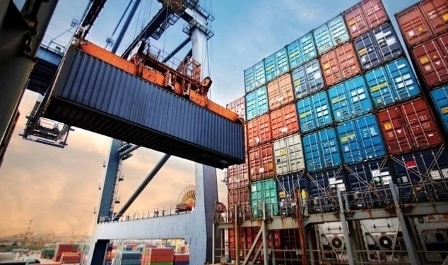 Dış ticaret açığında hızlı düşüş