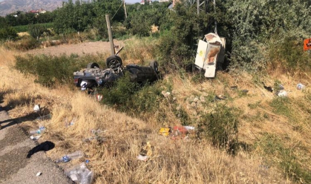 Elazığ’da otomobil takla attı