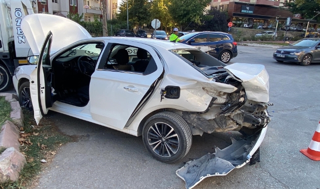 Elazığ'da trafik kazası: 2 yaralı