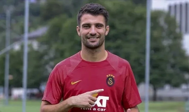 Galatasaray'da ayrılık var!
