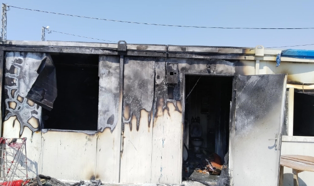 Hatay'da korkutan yangın! Konteyner kullanılmaz hale geldi