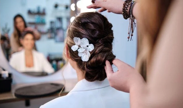 Kadın kuaförleri ve güzellik salonları ne zaman, hangi gün kapalı?