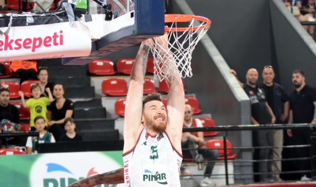 Karşıyaka'da Mert Celep yuvada kaldı