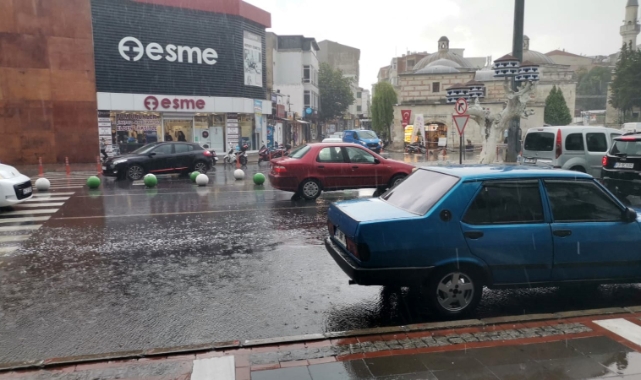 Kırklareli’nde sağanak etkili oldu