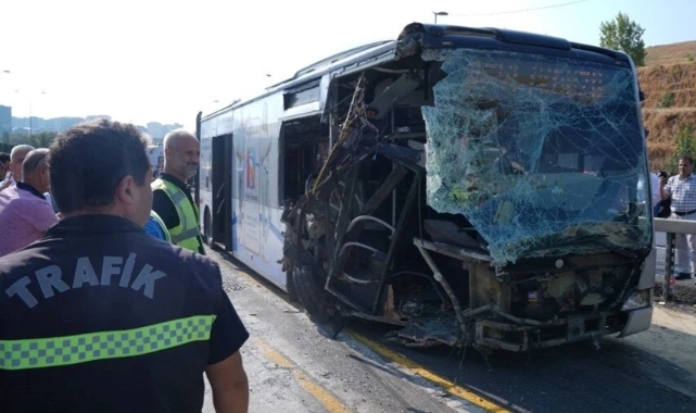Küçükçekmece'deki metrobüs kazasına ilişkin yeni gözaltılar!