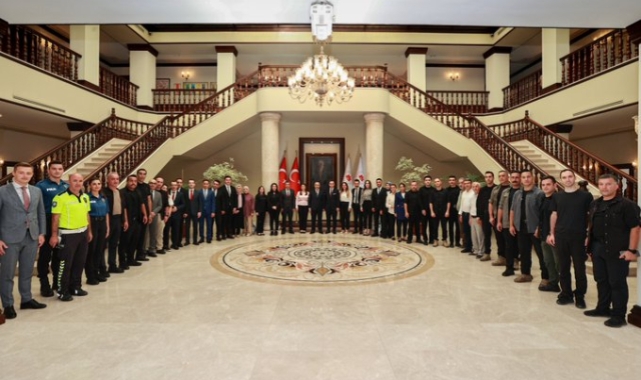 Mahmut Demirtaş ekip arkadaşlarına veda etti
